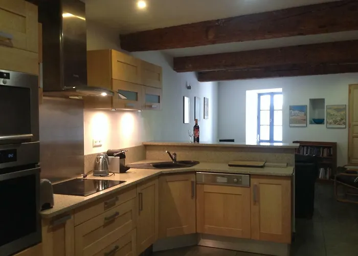 24 Rue De La Gaffe Tatil Evi *